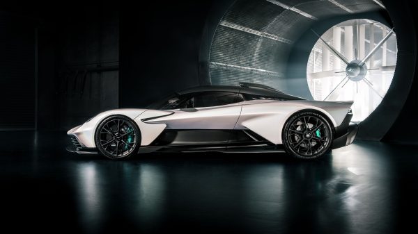 Aston Martin Adjusts Electrification Strategy, Prioritizes Hybrids Over Fully Electric Vehicles