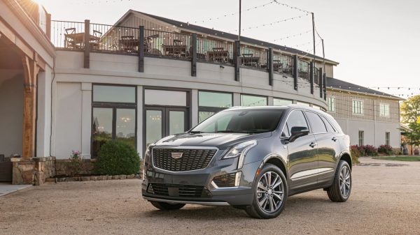 GM Recalls Cadillac XT5 and XT6 for Instrument Cluster Malfunction