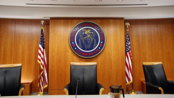 Court Halts FCC Net Neutrality Rules Pending Further Deliberation