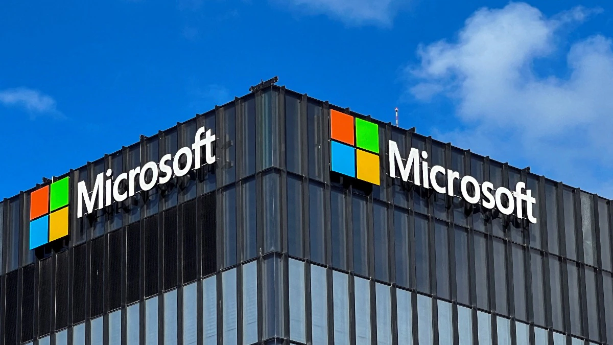 Global Microsoft Windows Outage Disrupts Essential Services; CrowdStrike Bug to Blame