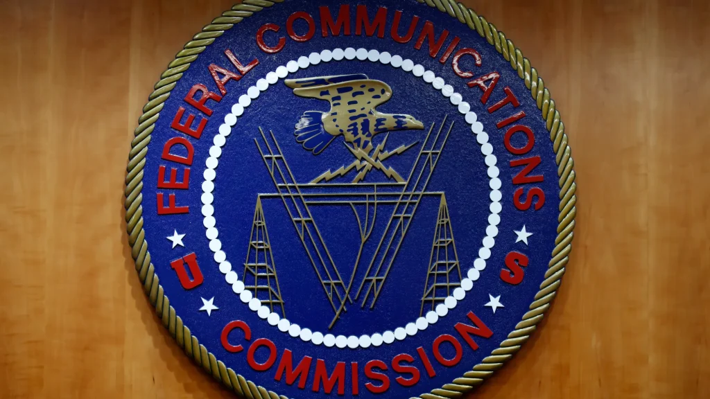 Appeals Court Halts FCC Net Neutrality Rule, Highlighting Ongoing Regulatory Disputes