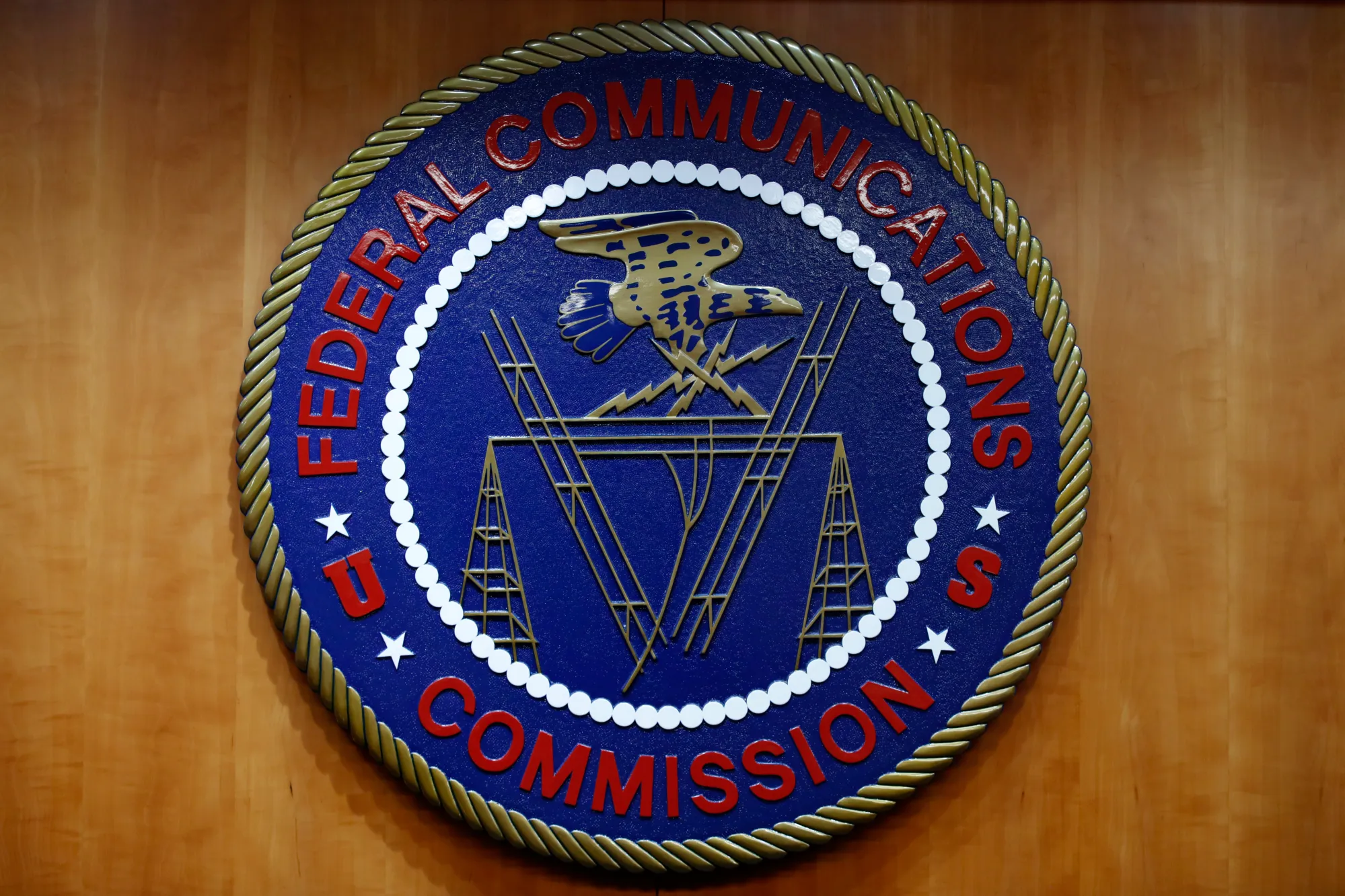 Appeals Court Halts FCC Net Neutrality Rule, Highlighting Ongoing Regulatory Disputes