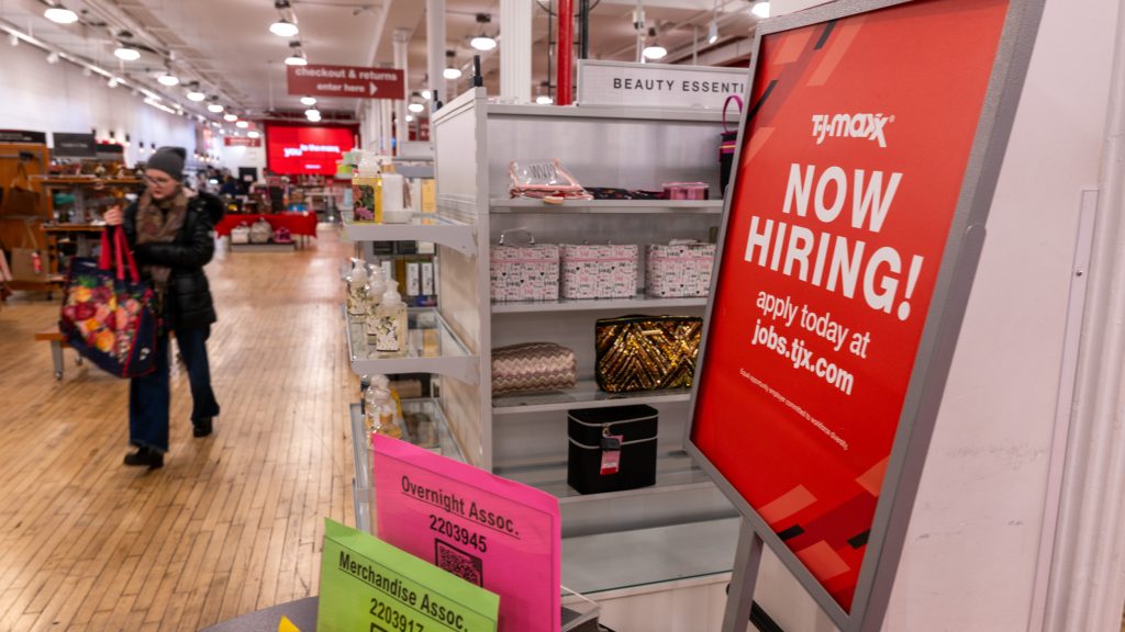 Job Market Challenges in E-Commerce Amid White-Collar Recession