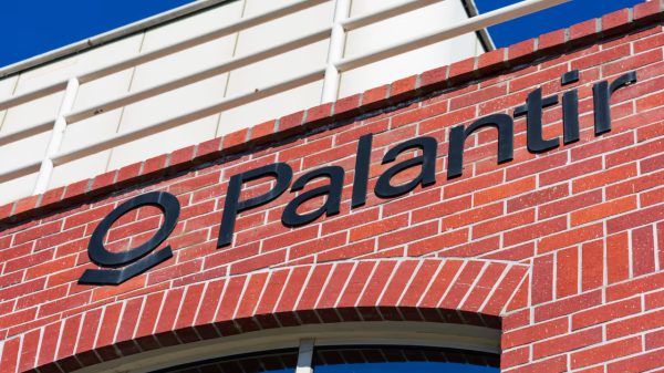 Palantir and Microsoft Team Up to Enhance AI for U.S. Intelligence; Palantir Increases Revenue Forecast