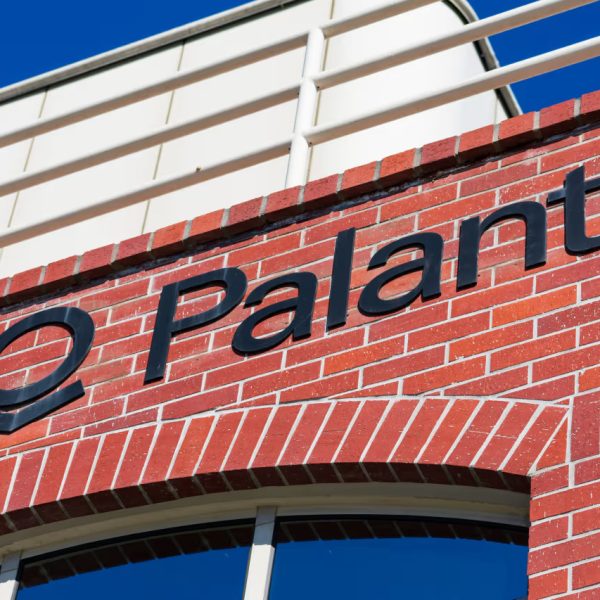 Palantir and Microsoft Team Up to Enhance AI for U.S. Intelligence; Palantir Increases Revenue Forecast