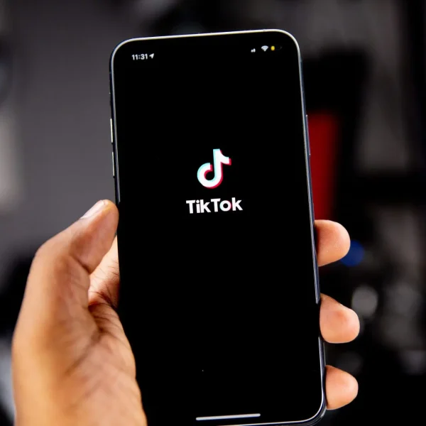 TikTok Enhances Advertising with New Search Ads Campaign Tool for Targeted User Engagement