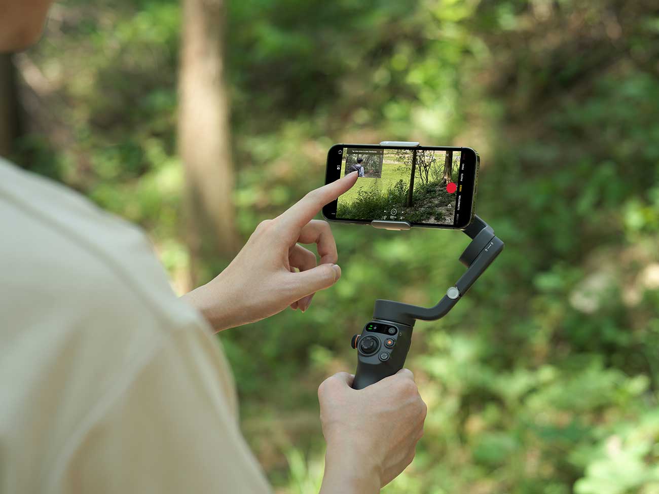 DJI Osmo Mobile 6 Gimbal on Sale for $119, Offering Enhanced Stabilization and Creative Features for Smartphone Photography