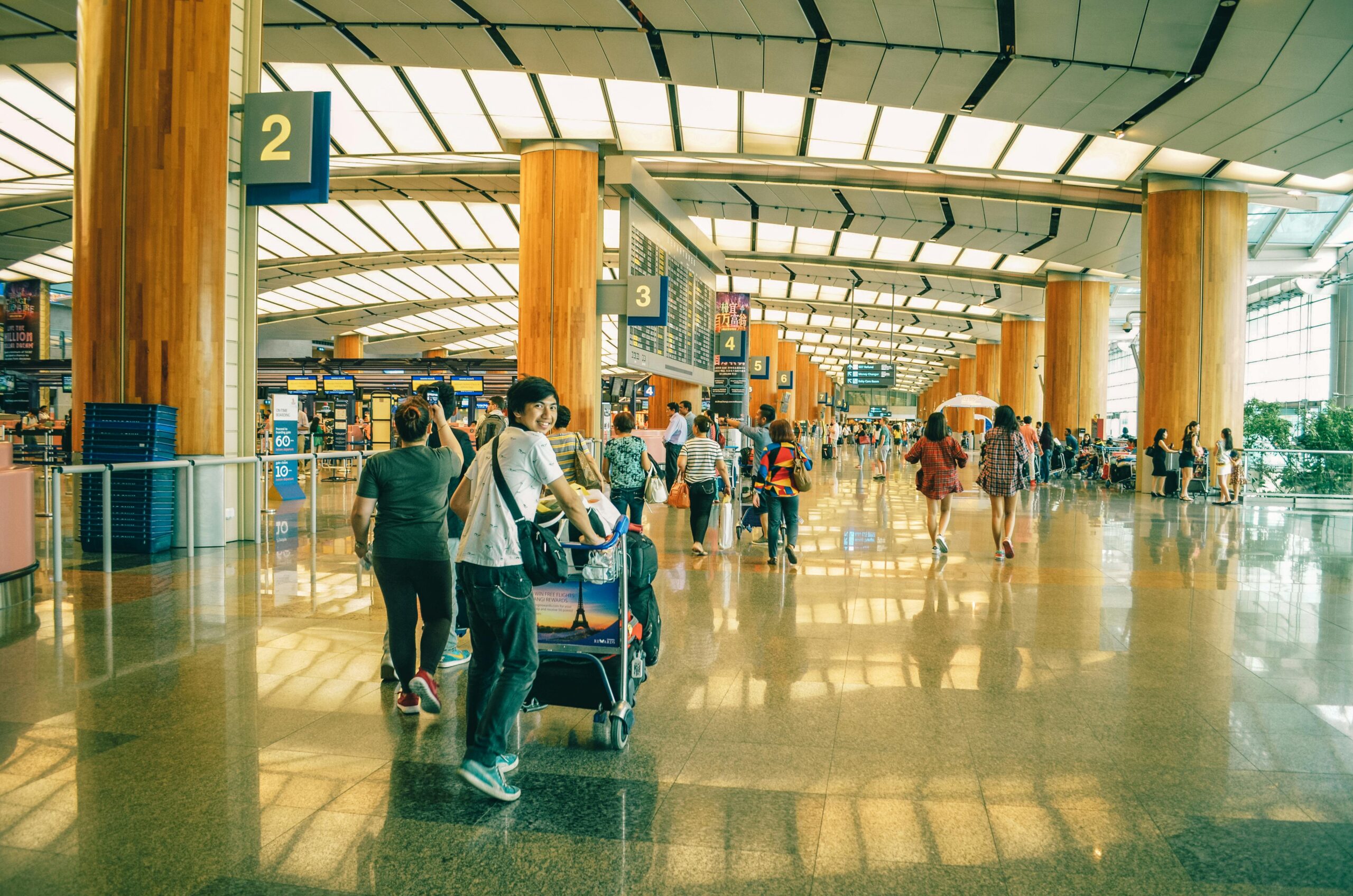 How to Choose the Best Travel Security Program for Smooth Airport Experiences