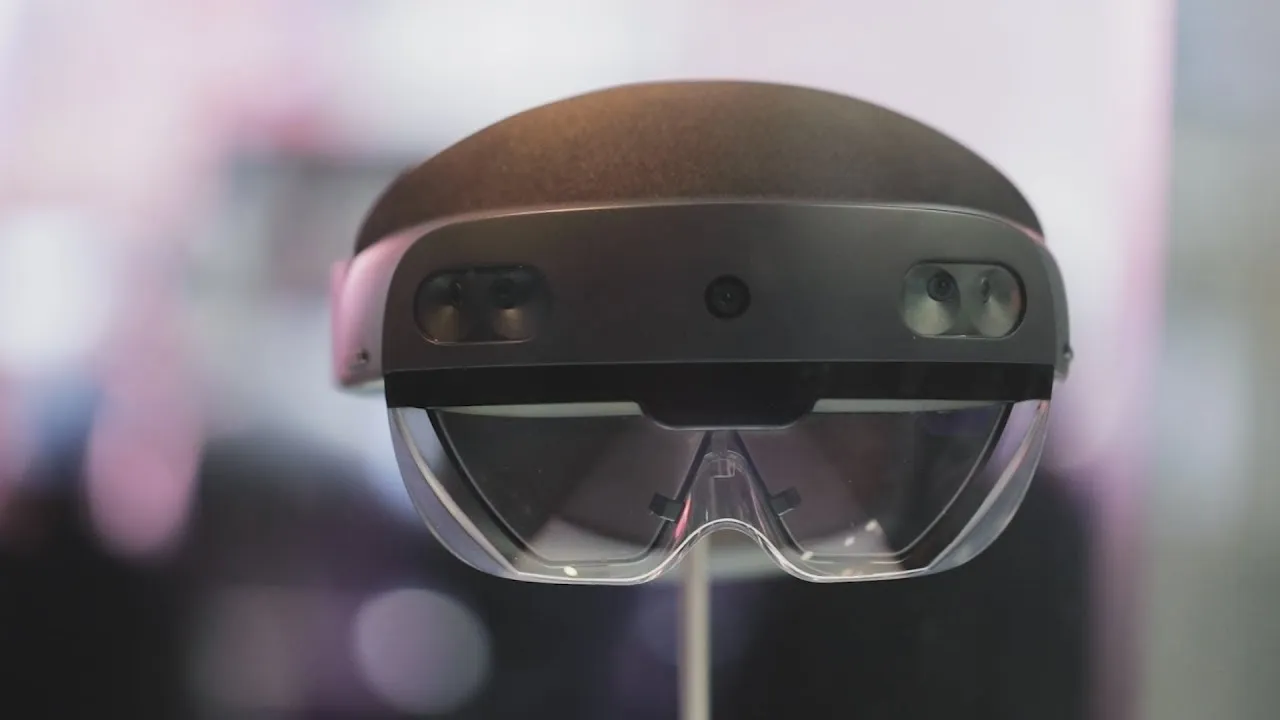 Microsoft Halts Production of HoloLens 2 Signaling Uncertain Future for Mixed-Reality Brand