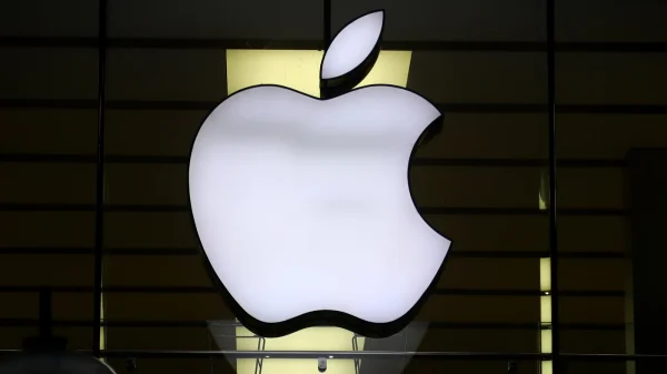 Two Chinese Nationals Sentenced to Prison for $2.5 Million Apple Warranty Fraud Scheme