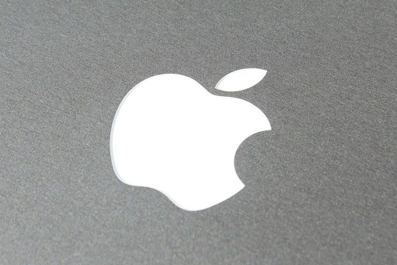 Two Chinese Nationals Sentenced to Prison for $2.5 Million Apple Warranty Fraud Scheme