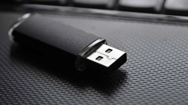 Maximize Your USB Flash Drive Performance by Avoiding Common Usage Mistakes