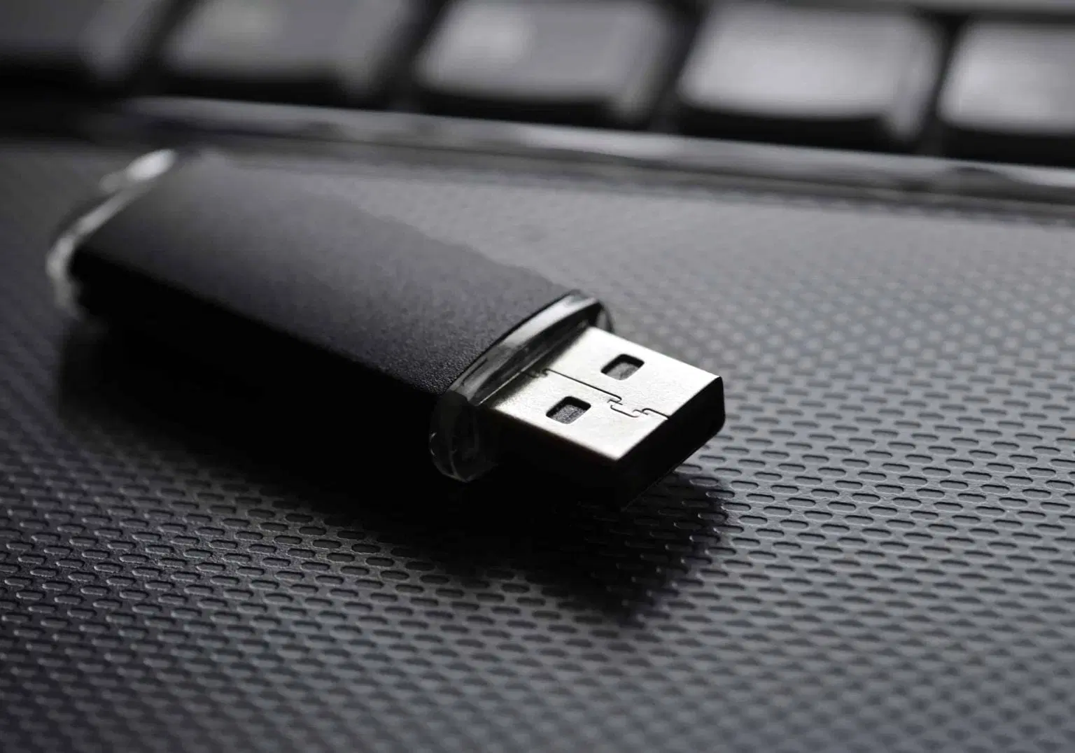 Maximize Your USB Flash Drive Performance by Avoiding Common Usage Mistakes