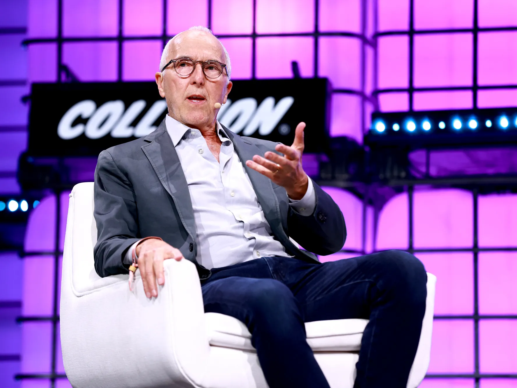 Frank McCourt Leads Bid to Buy TikTok and Revolutionize Internet Privacy with Decentralized Model