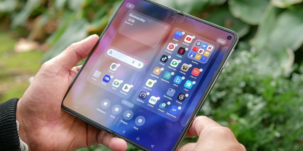 The Rise of Foldable Phones Worth It or Gimmick